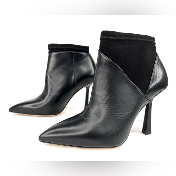 Stuart Weitzman Max Leather Pointed Toe Ankle Stretch Bootie Size US 6.5 - EU 37 - Picture 2 of 11